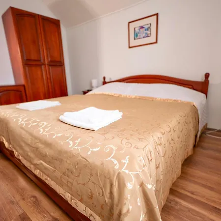 Bed and breakfast Polgár Elixír